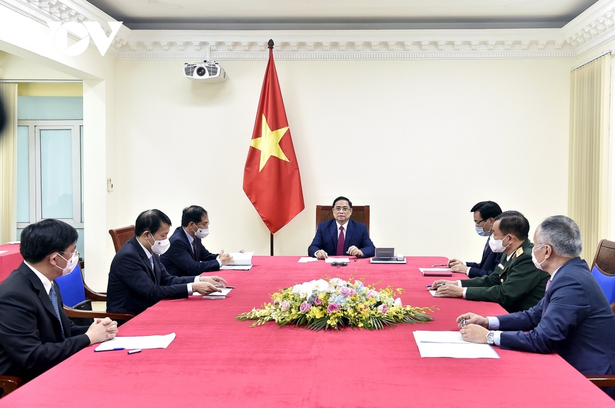 PM calls for joint efforts in satisfactorily handling sea-related issues